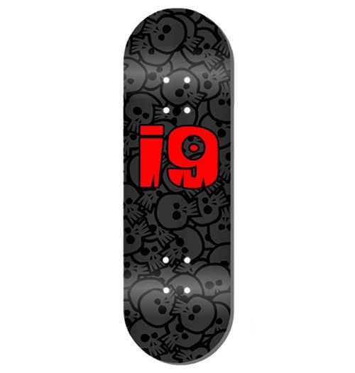 Foto: Deck Inove - Black Skulls