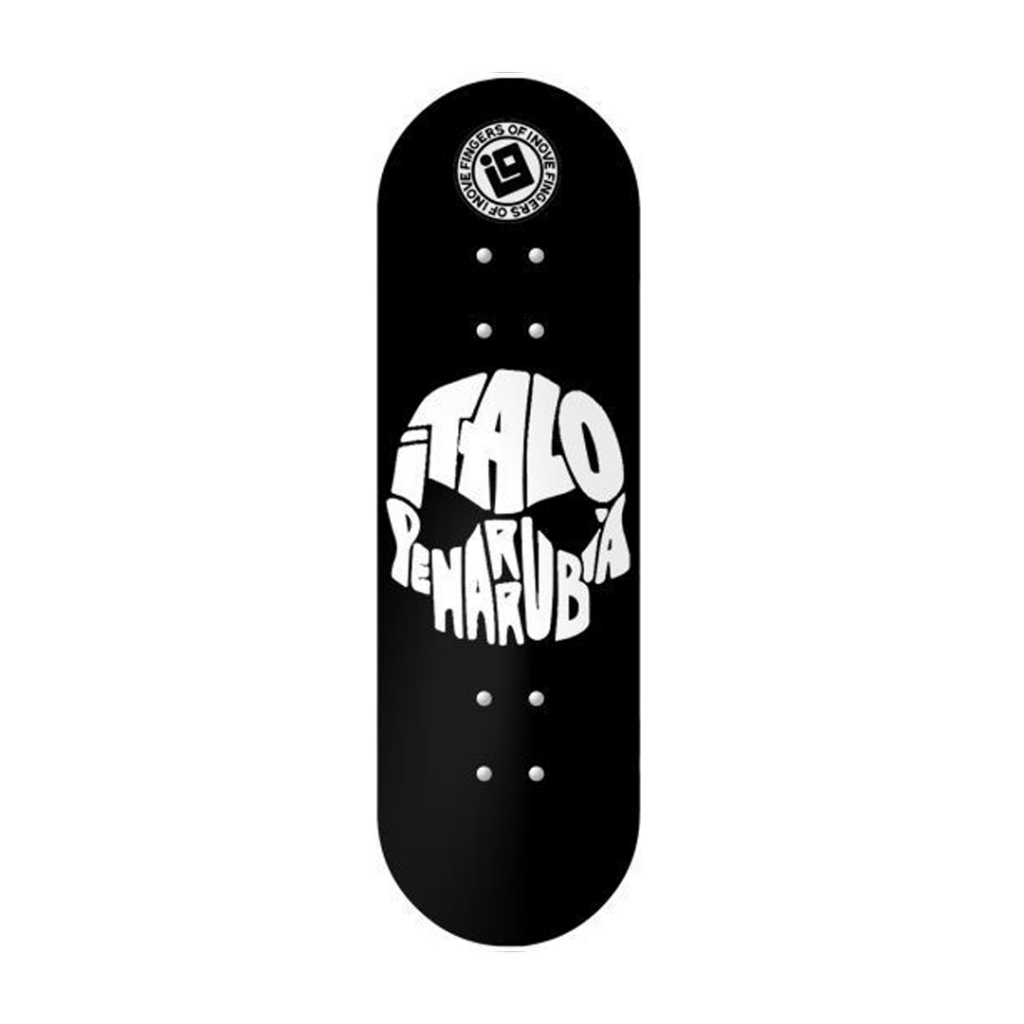 Foto: Deck Inove - Collab Italo Penarrubia Black Skulls