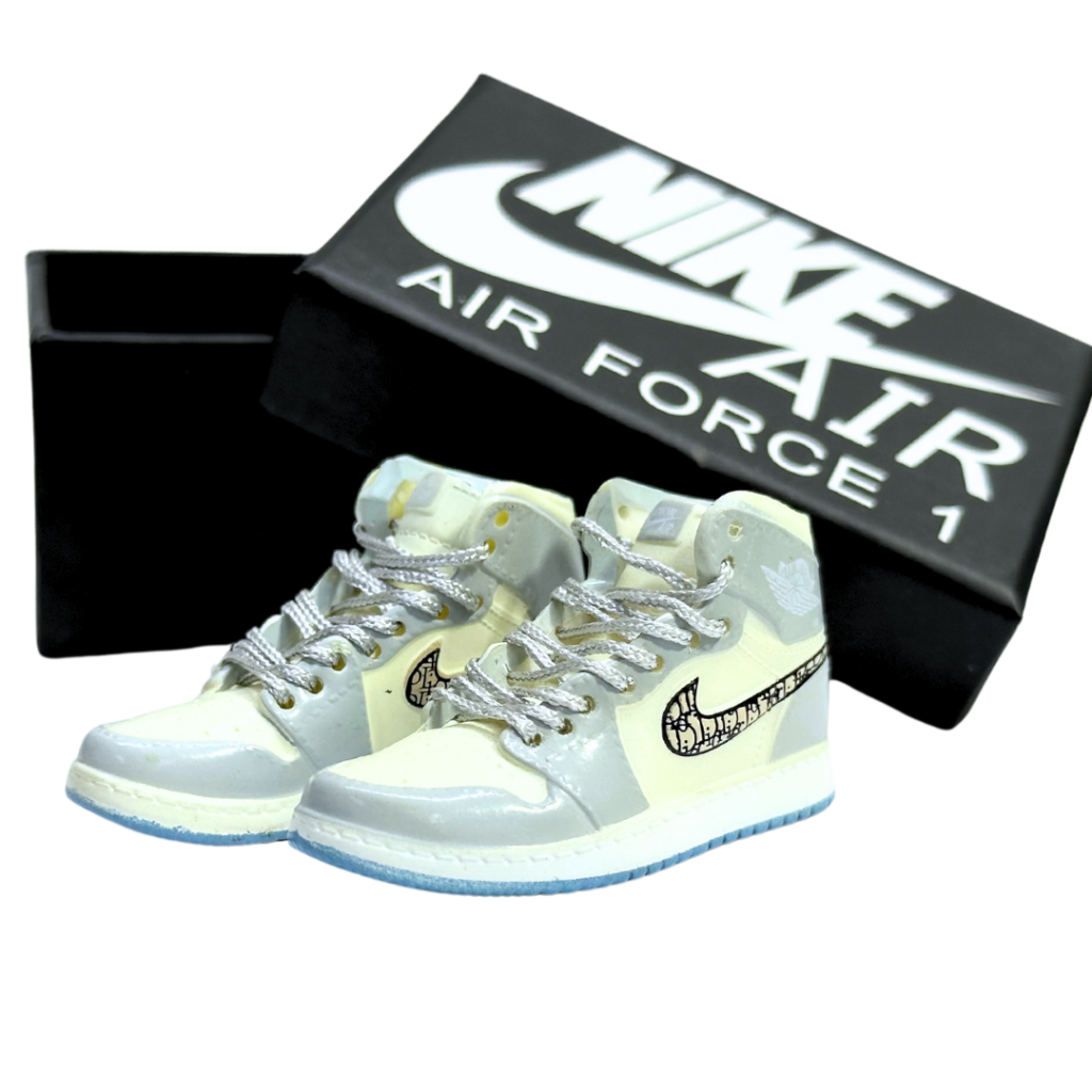 Foto: Mini Tnis - Air Jordan 1 Retro High Dior - Christian Dior